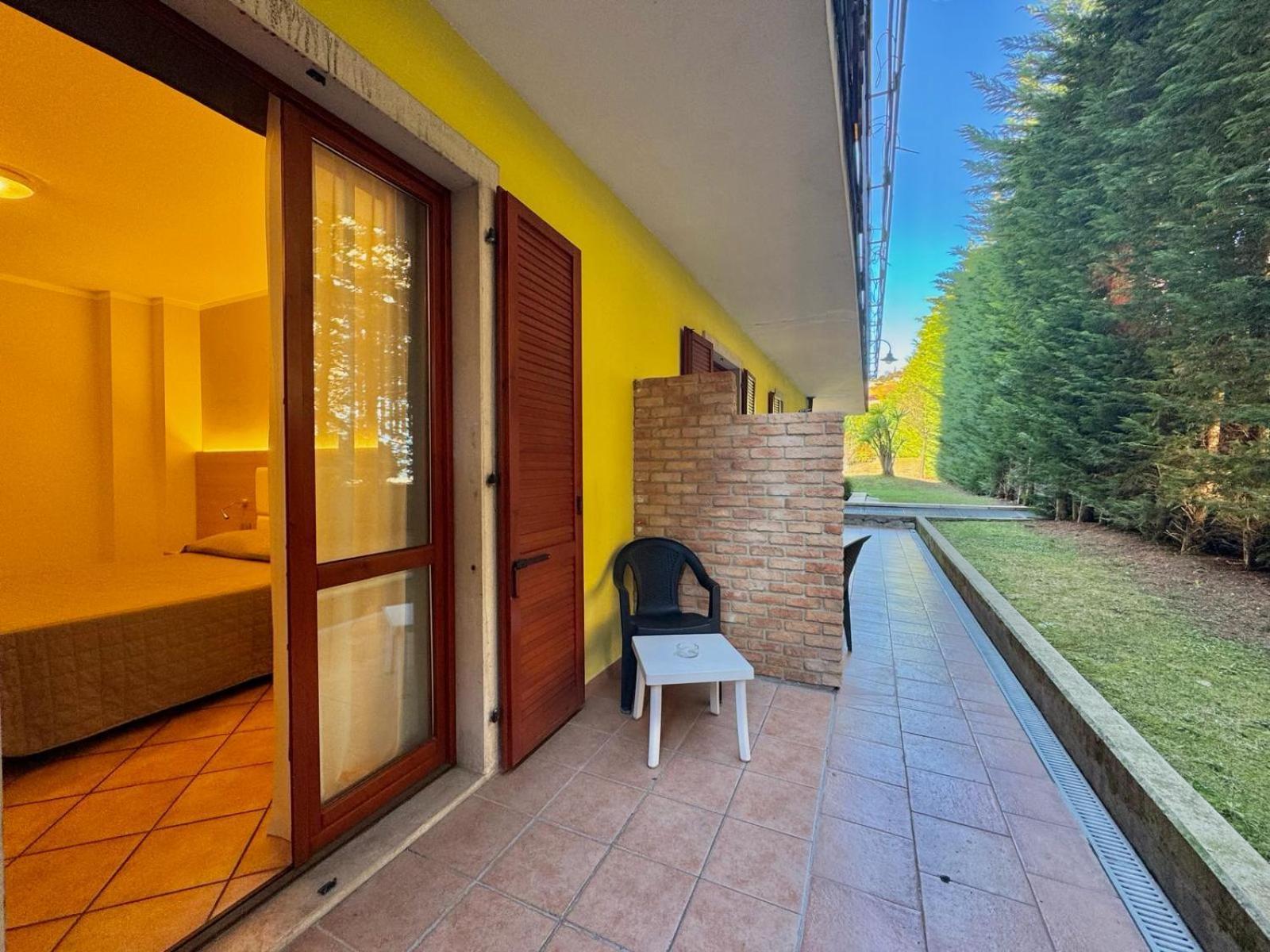 Hotel Romantic Cavaion Veronese Esterno foto