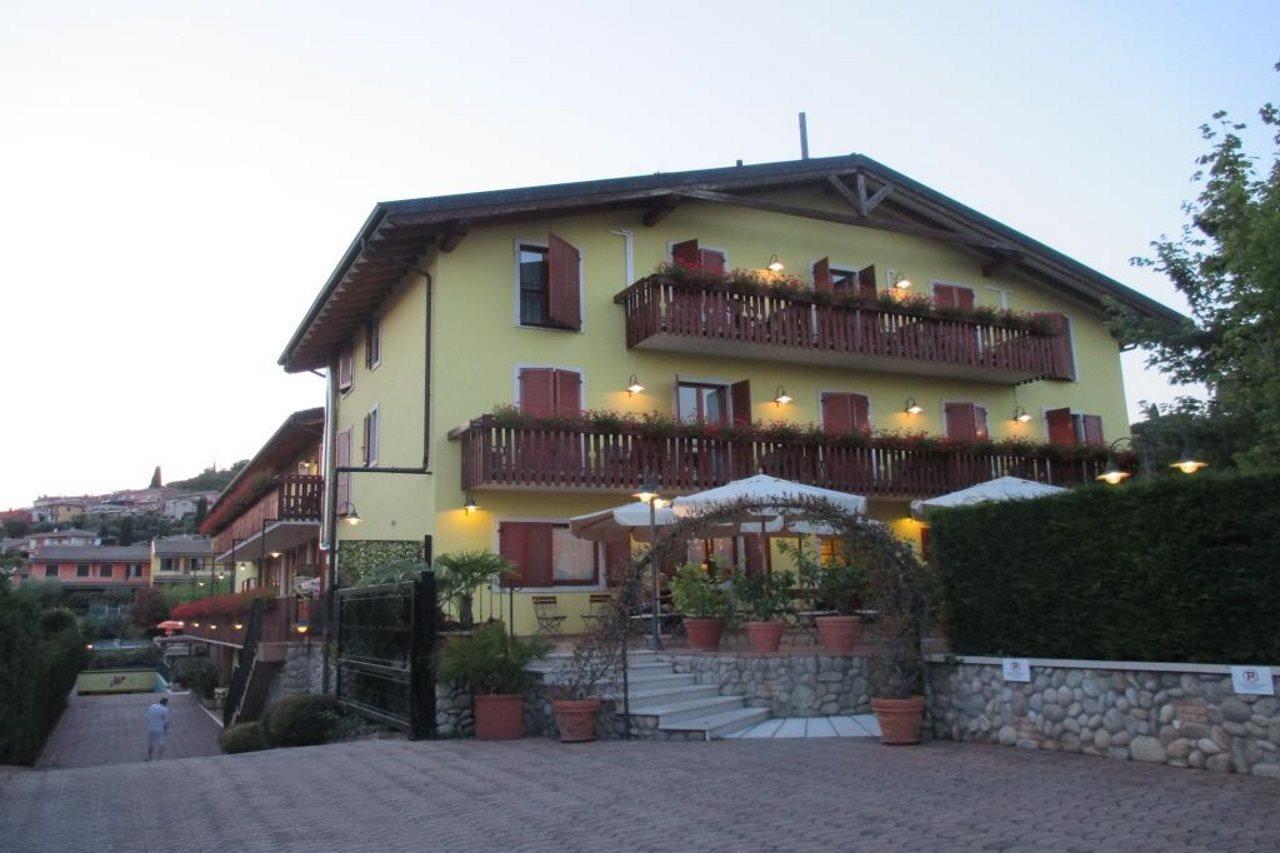 Hotel Romantic Cavaion Veronese Esterno foto